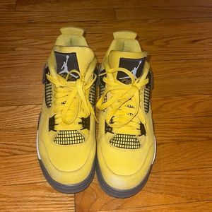 Jordan Retro 4 Lightening Men’s size 8.5